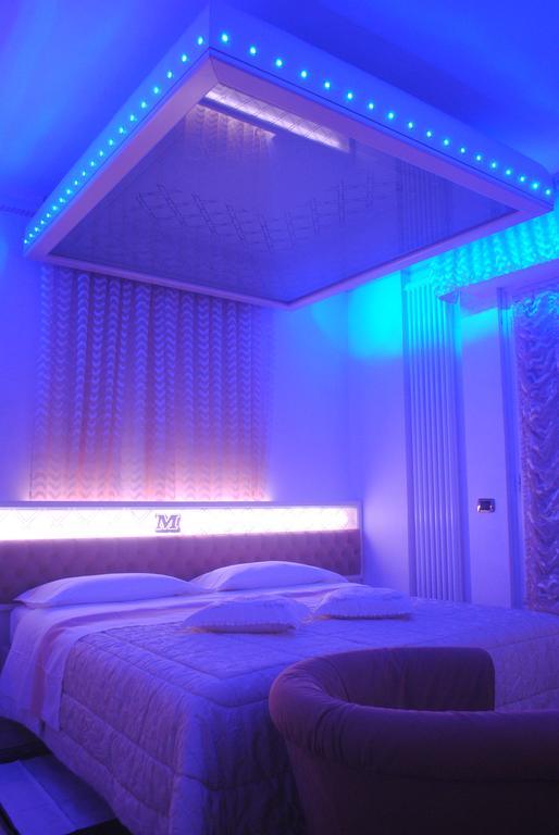 Hotel Matilde Марина-ди-Масса Экстерьер фото